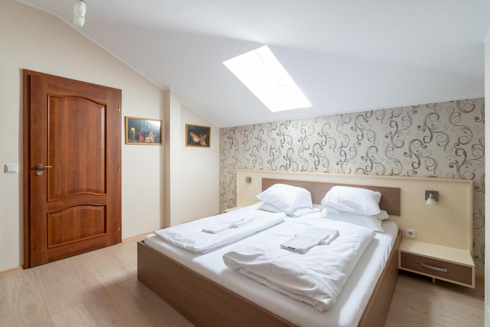 Faraway Aparthotel Near Vienna Airport With Anytime Self Check In Bruck an der Leitha Buitenkant foto